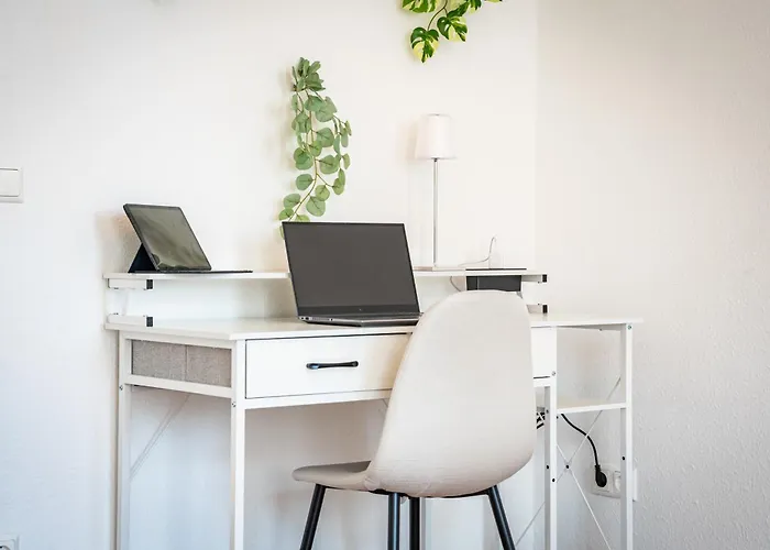 Lejlighed Modernes Und Stilvolles Business In *